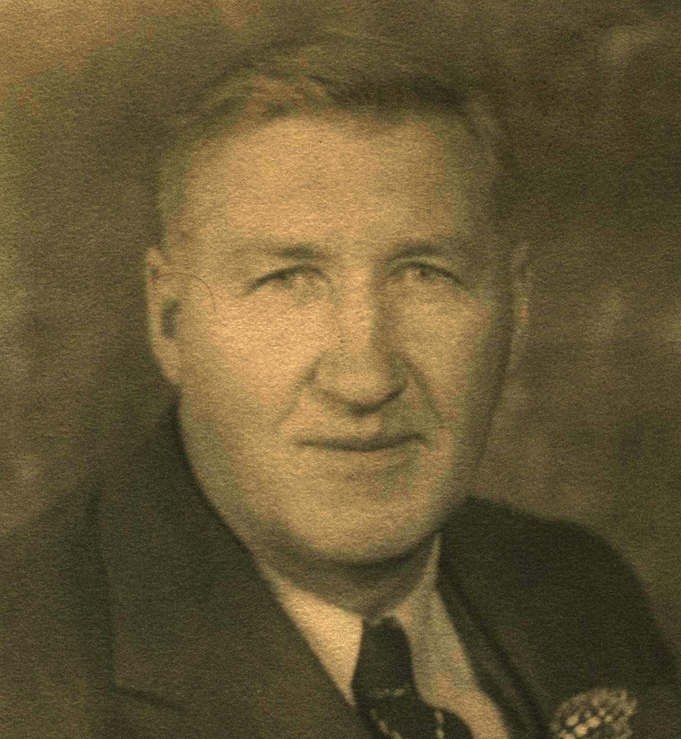 Photo of photos/Joseph McLennan b1882 NS portrait